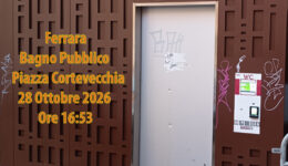 Questo è il bagno pubblico di Piazza Cortevecchia