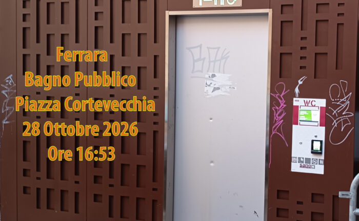 Questo è il bagno pubblico di Piazza Cortevecchia